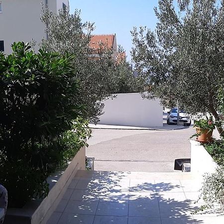 Long Apartment Makarska Kültér fotó